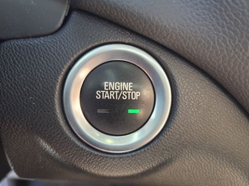 Certified 2024 Chevrolet Equinox LT FWD image 33