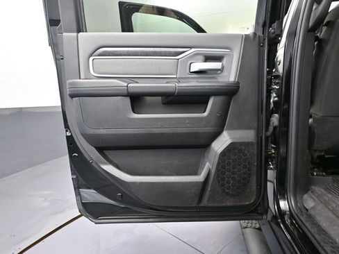 Used 2021 RAM 3500 Big Horn w/ Level B Equipment Group AWD/4WD image 31
