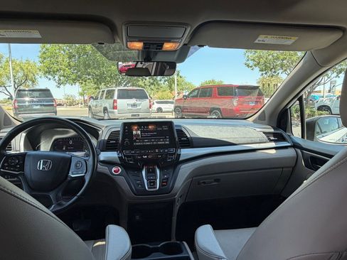 Used 2019 Honda Odyssey EX-L image 15