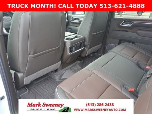 New 2026 GMC Sierra 2500 Denali w/ Denali Reserve Package image 9