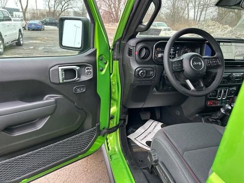 New 2025 Jeep Wrangler Rubicon AWD/4WD image 9