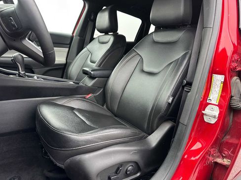 Used 2024 Jeep Compass Limited image 21