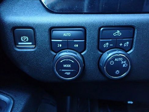 Used 2024 Chevrolet Silverado 1500 LT w/ Protection Package image 21