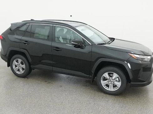 New 2025 Toyota RAV4 XLE image 12