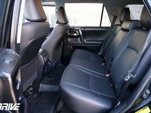 Used 2022 Toyota 4Runner TRD Off-Road Premium w/ Moonroof Package image 34