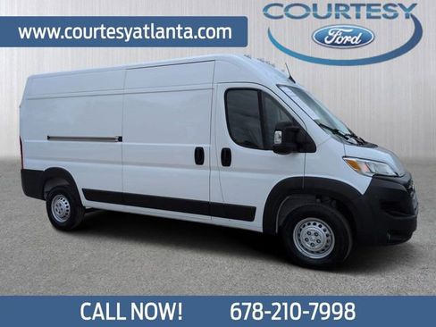 Used 2026 RAM ProMaster 2500 w/ Convenience Group FWD image 1