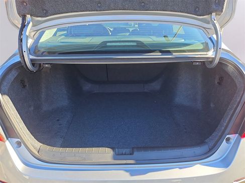 Certified 2021 Honda Accord EX image 31