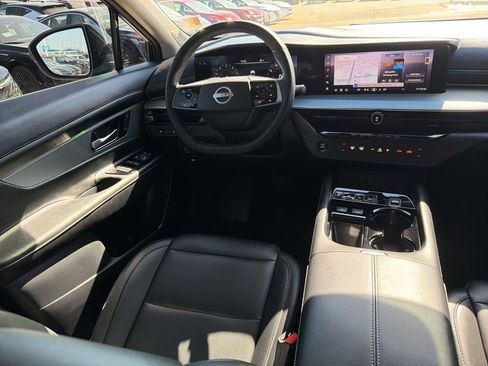 Used 2025 Nissan Murano SL image 21