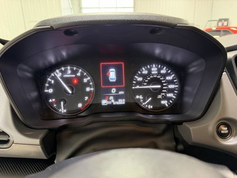 Used 2024 Subaru Crosstrek 2.0i AWD/4WD image 16
