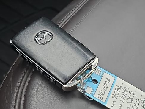 Used 2021 MAZDA CX-5 Signature AWD/4WD image 30