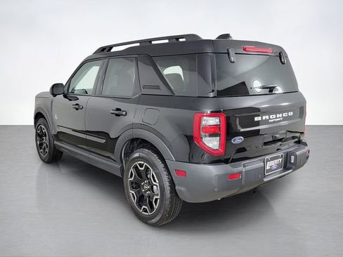 Certified 2025 Ford Bronco Sport Outer Banks w/ Outer Banks Tech Package+ AWD/4WD image 5