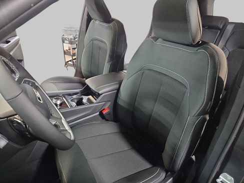 New 2026 Jeep Grand Cherokee Laredo X AWD/4WD image 18