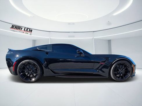Used 2019 Chevrolet Corvette Grand Sport w/ Carbon Flash Badge Package image 2