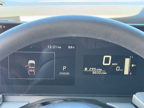 Certified 2025 Nissan Kicks SV image 21