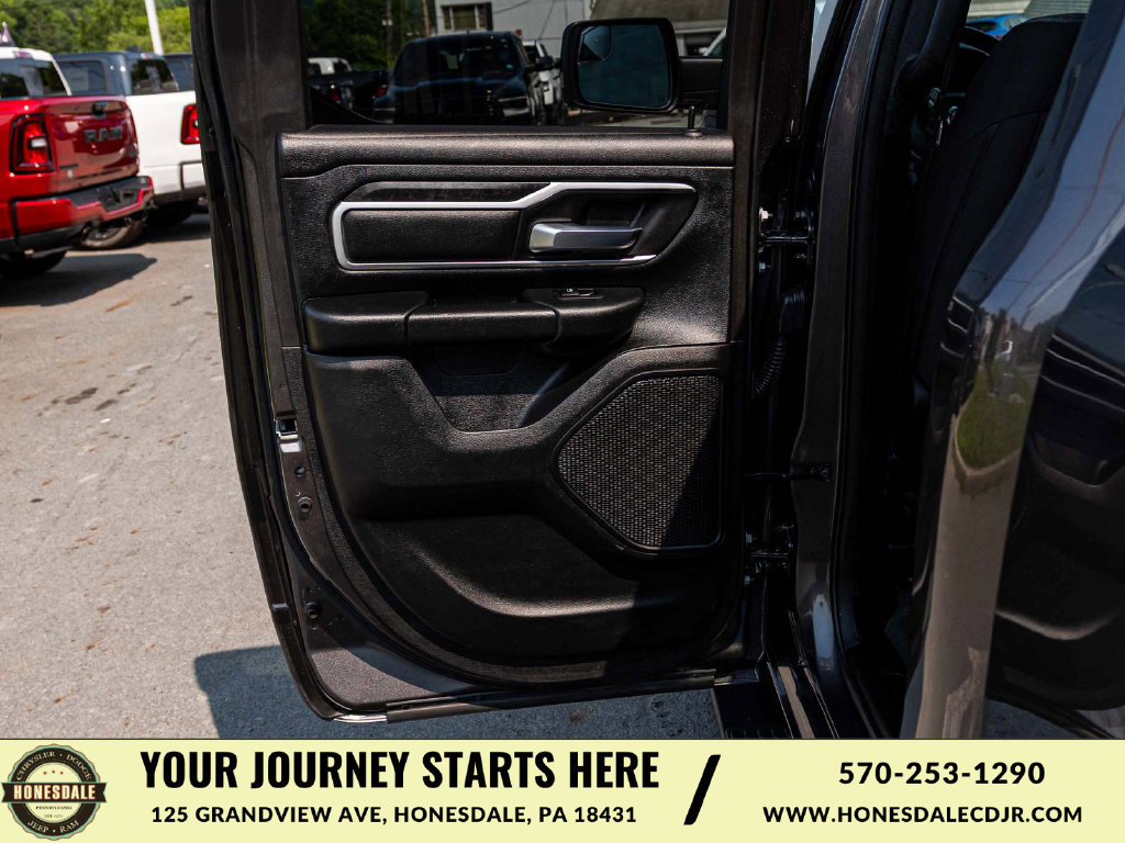 Used 2021 RAM 1500 4x4 Quad Cab image 14