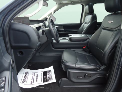 Used 2025 Ford Expedition Platinum AWD/4WD image 24