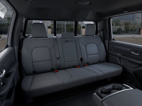 New 2026 RAM 1500 Express AWD/4WD image 15