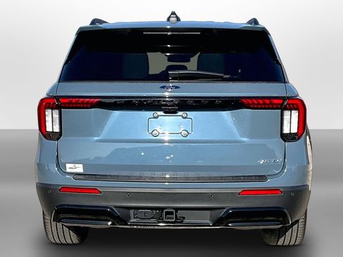 Used 2025 Ford Explorer ST-Line w/ Premium Package image 4