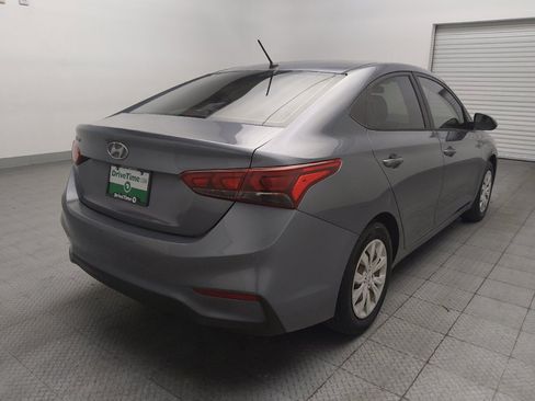 Used 2019 Hyundai Accent SE FWD image 9