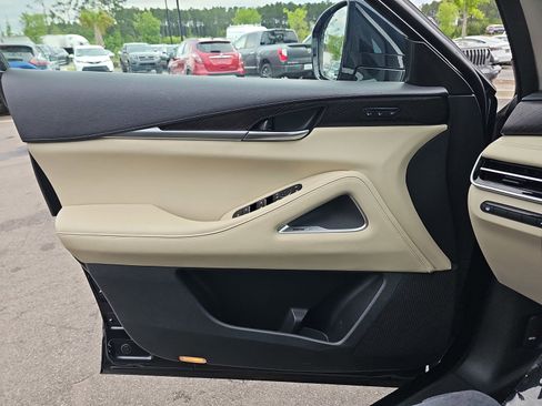 Used 2023 INFINITI QX60 Sensory w/ Cargo Package AWD/4WD image 30