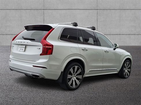 Used 2021 Volvo XC90 T6 Inscription w/ Lounge Package image 4