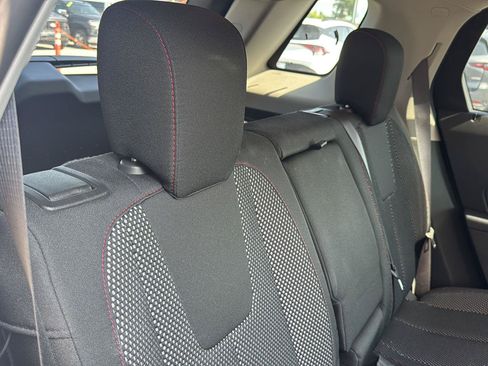 Used 2016 GMC Terrain SLE w/ Convenience Package AWD/4WD image 9