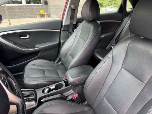 Used 2013 Hyundai Elantra GT w/ Touch & Go Pkg FWD image 11