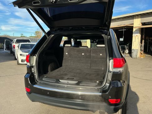 Used 2019 Jeep Grand Cherokee Limited image 26