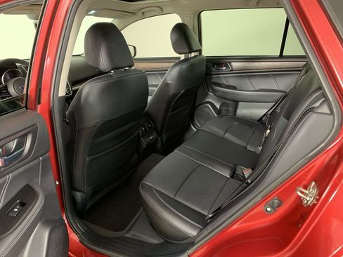 Used 2018 Subaru Outback 2.5i Limited AWD/4WD image 31