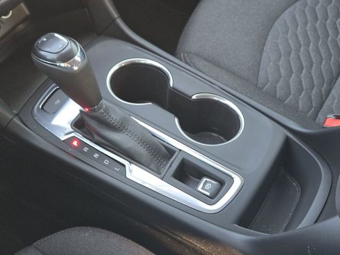 Used 2020 Chevrolet Equinox LT image 15