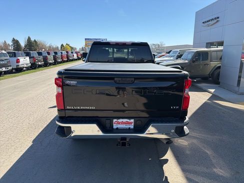 Used 2022 Chevrolet Silverado 2500 LTZ w/ LTZ Premium Package AWD/4WD image 6