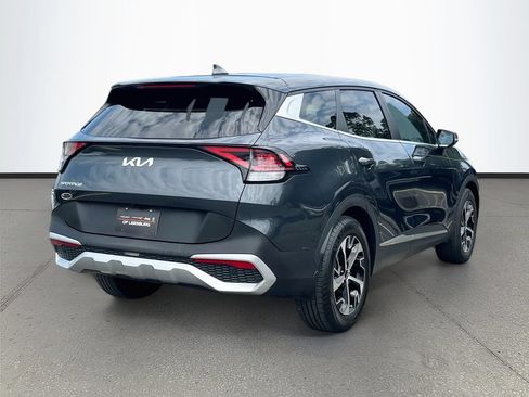 Used 2025 Kia Sportage EX FWD image 7