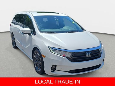 Used 2022 Honda Odyssey Elite image 3