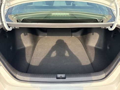 Used 2023 Honda Accord EX image 15