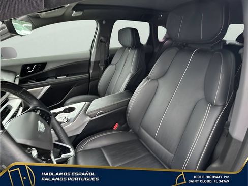 Used 2025 Cadillac Optiq Luxury 2 w/ LPO, Floor Liner Package AWD/4WD image 23
