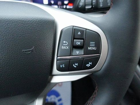 Certified 2026 Ford Explorer Active AWD/4WD image 34