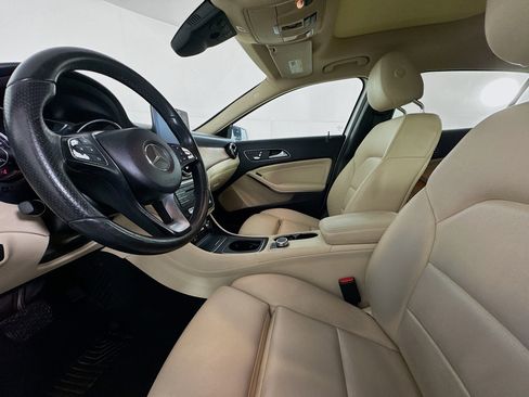 Used 2018 Mercedes-Benz GLA 250 image 20