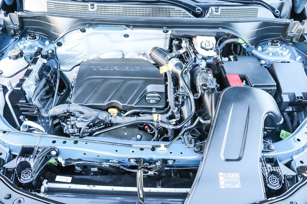 Used 2025 Buick Envista Sport Touring w/ Convenience I Package FWD image 29