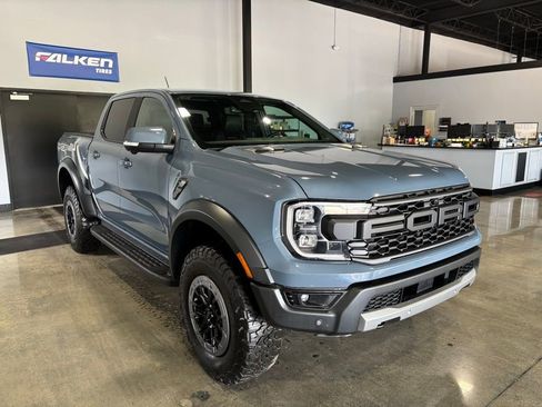 Used 2025 Ford Ranger Raptor AWD/4WD image 4