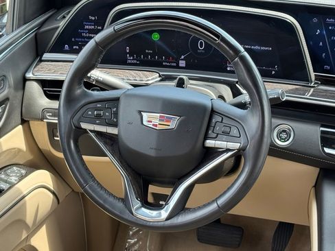Certified 2023 Cadillac Escalade Premium Luxury w/ LPO, Floor Liner Package AWD/4WD image 29