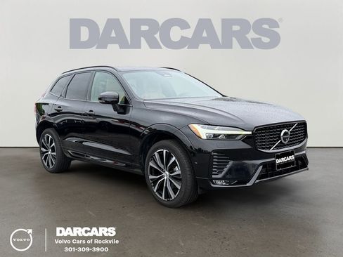 Certified 2025 Volvo XC60 B5 Ultra w/ Climate Package AWD/4WD image 1
