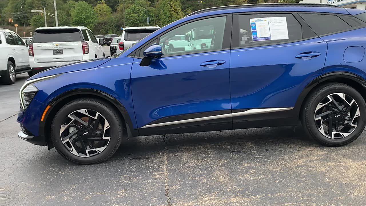 Used 2025 Kia Sportage SX FWD image 10