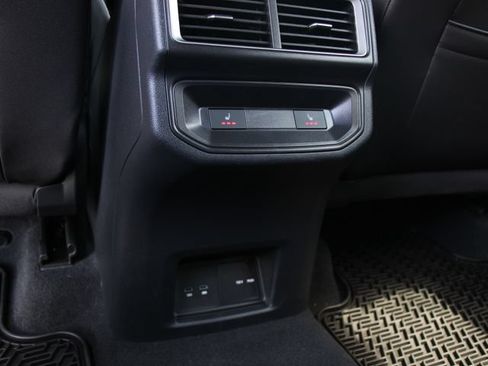 Used 2025 Volkswagen Atlas Cross Sport SEL Premium R-Line AWD/4WD image 27