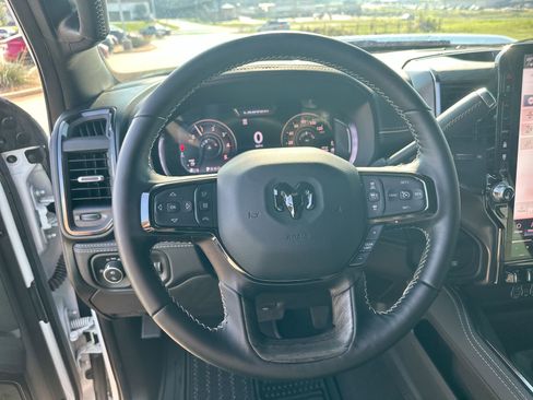 Used 2025 RAM 2500 Limited image 14