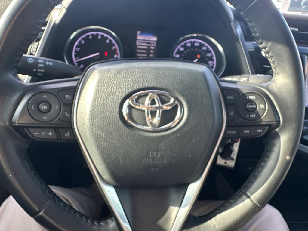 Used 2020 Toyota Camry SE FWD image 16