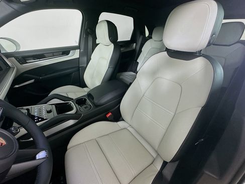 New 2026 Porsche Cayenne S AWD/4WD image 35