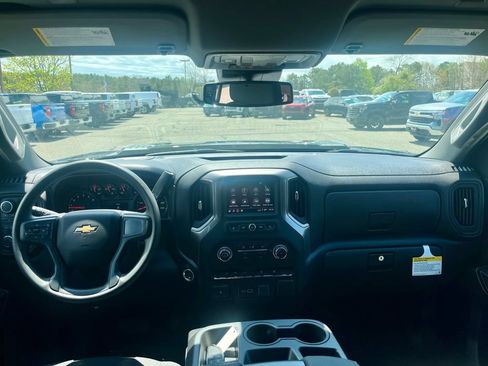 New 2026 Chevrolet Silverado 2500 Custom w/ Custom Value Package AWD/4WD image 20
