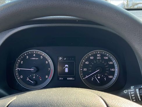 Used 2018 Hyundai Tucson SE image 14