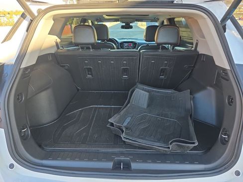 Used 2022 GMC Terrain AT4 w/ Infotainment Package II image 27