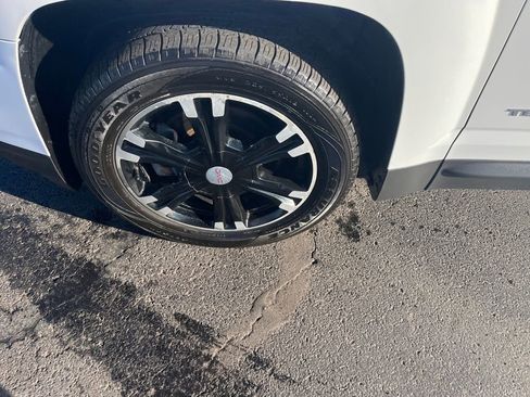 Used 2017 GMC Terrain SLE w/ Nightfall Package image 27